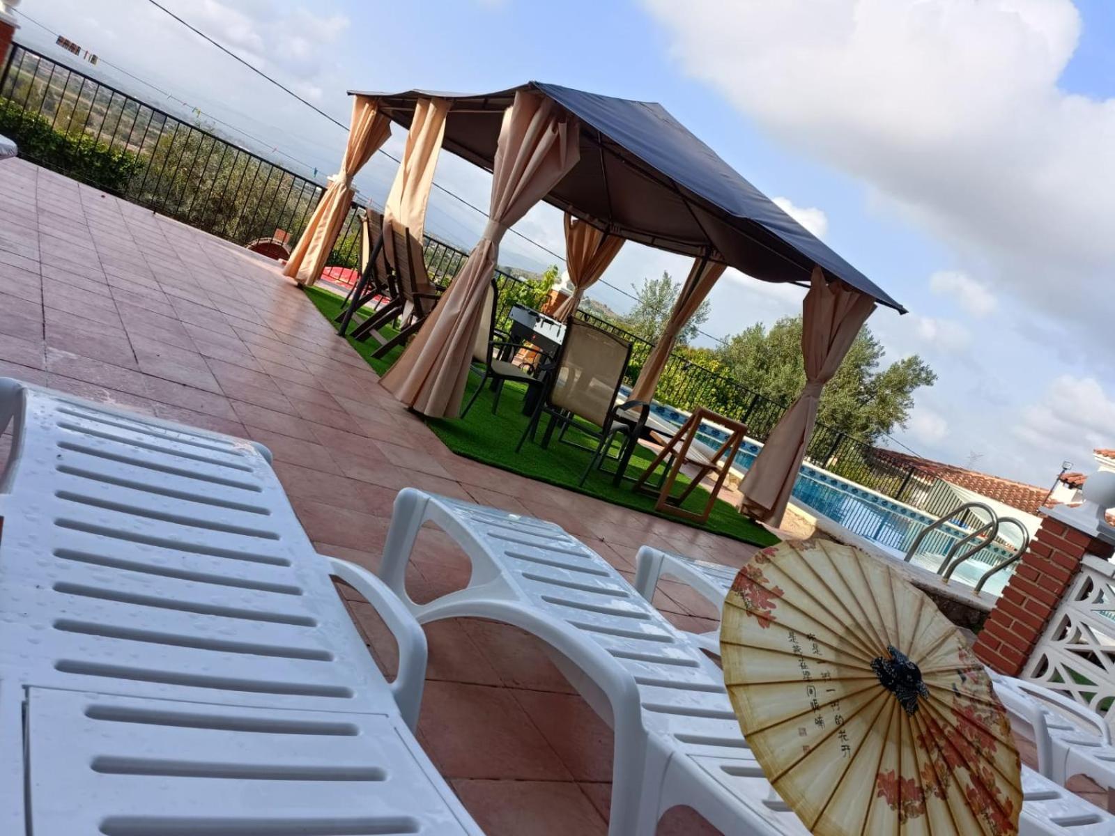 Quiet Forest House With A Super Large Swimming Pool, Good View, Facing North, Very Cool Holiday home